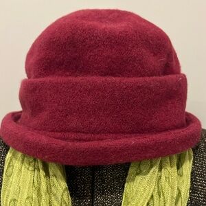 Shihreen Wool Cloche Hat Vintage Style